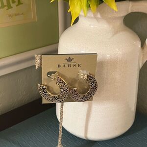 Studio Barse Elegant Gold Swirl Open Hoop. Earrings #BRER